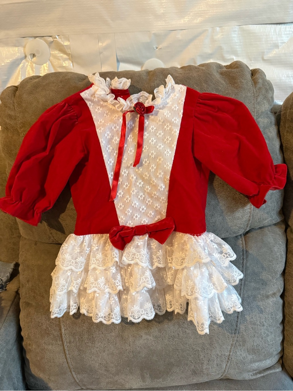 Vintage girls red velvet long sleeve kids party dress